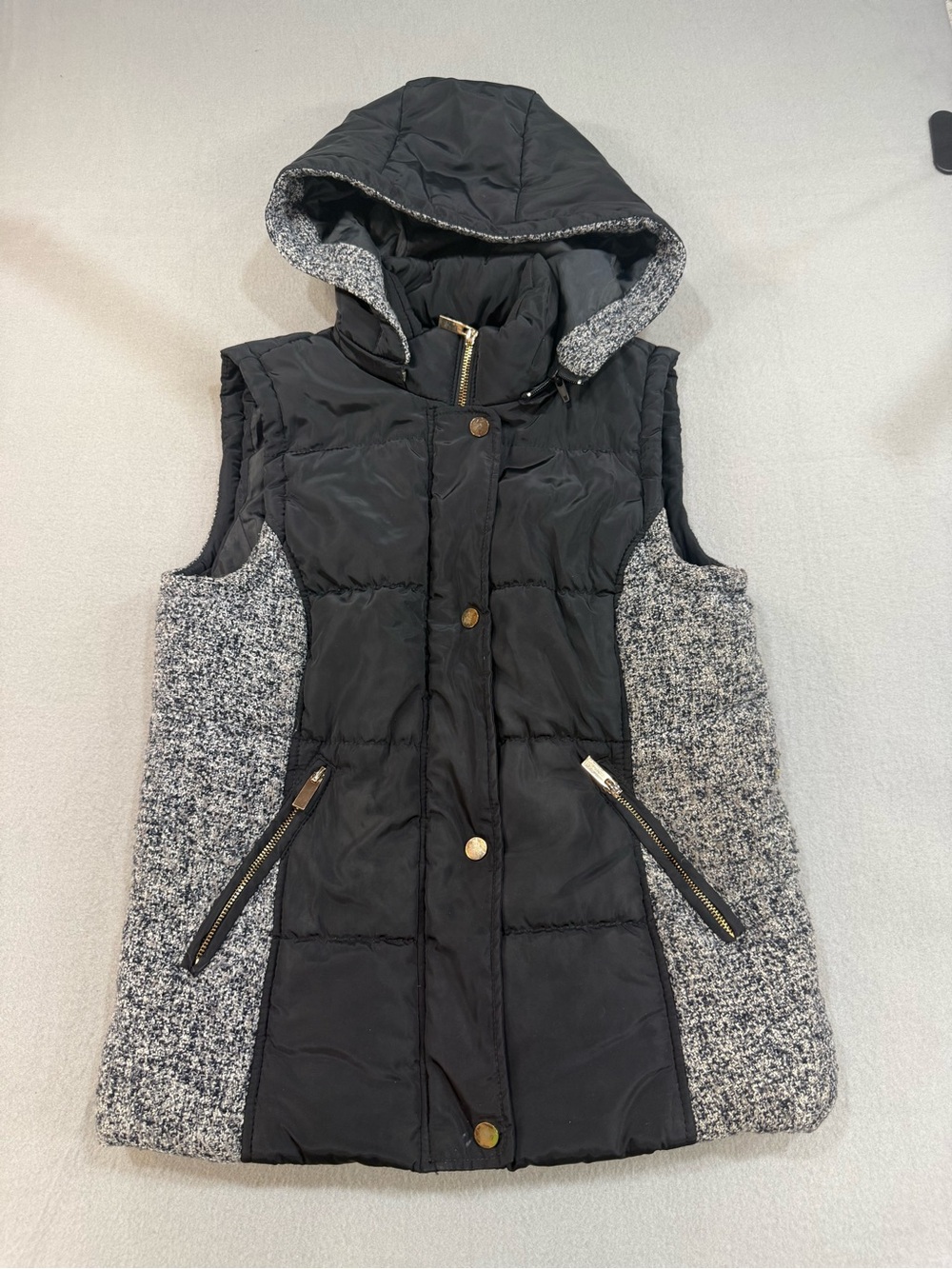 Ci Sono Black Quilted Hooded Vest with Gray Knit Sides